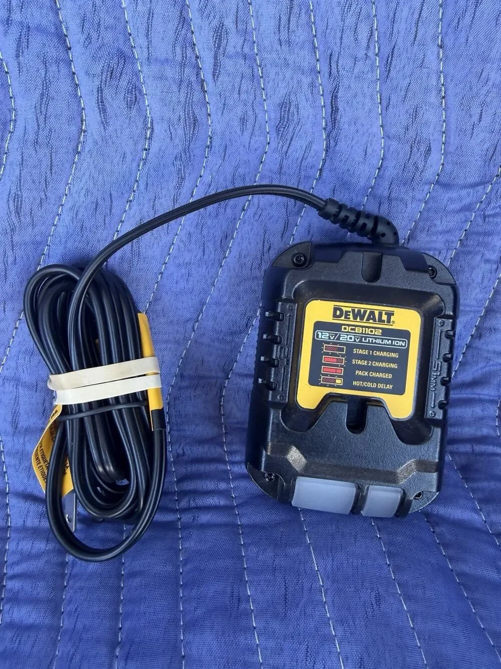 NEW DeWALT DCB1102 12V MAX/20V MAX/FLEXVOLT 2 Amp Charger